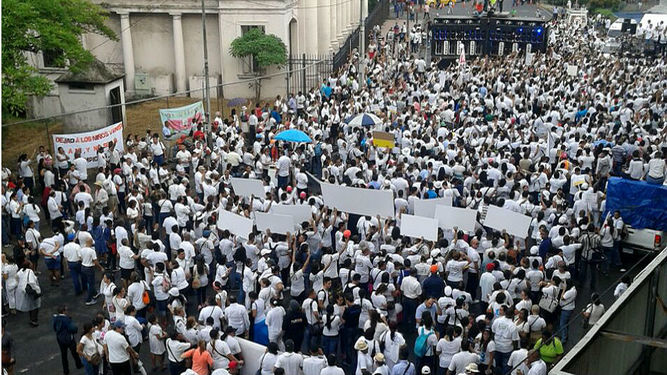 participantes-marcharon-Plaza-mayo_LPRIMA20160713_0184_26